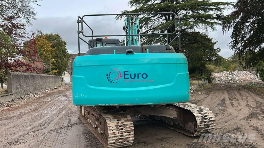 Kobelco SK210LC-10 Kāpurķēžu ekskavatori