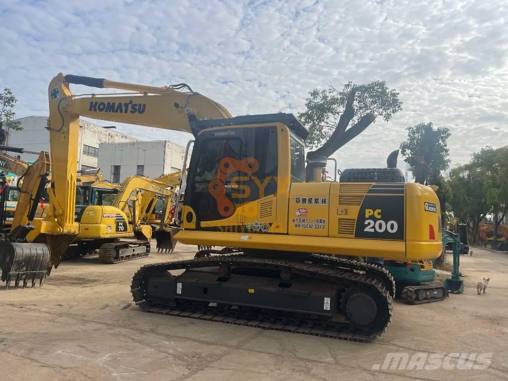 Komatsu PC 200-8 Kāpurķēžu ekskavatori