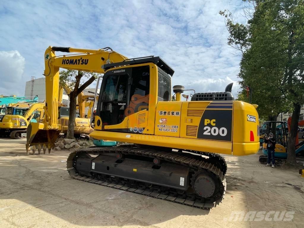 Komatsu PC 200-8 Kāpurķēžu ekskavatori