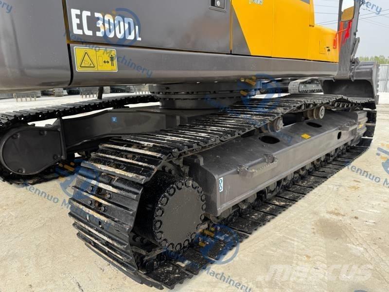 Volvo EC 300 D L Kāpurķēžu ekskavatori