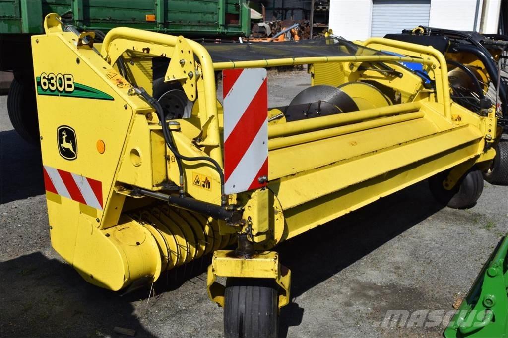 John Deere 7250 i Lopbarības novācēji