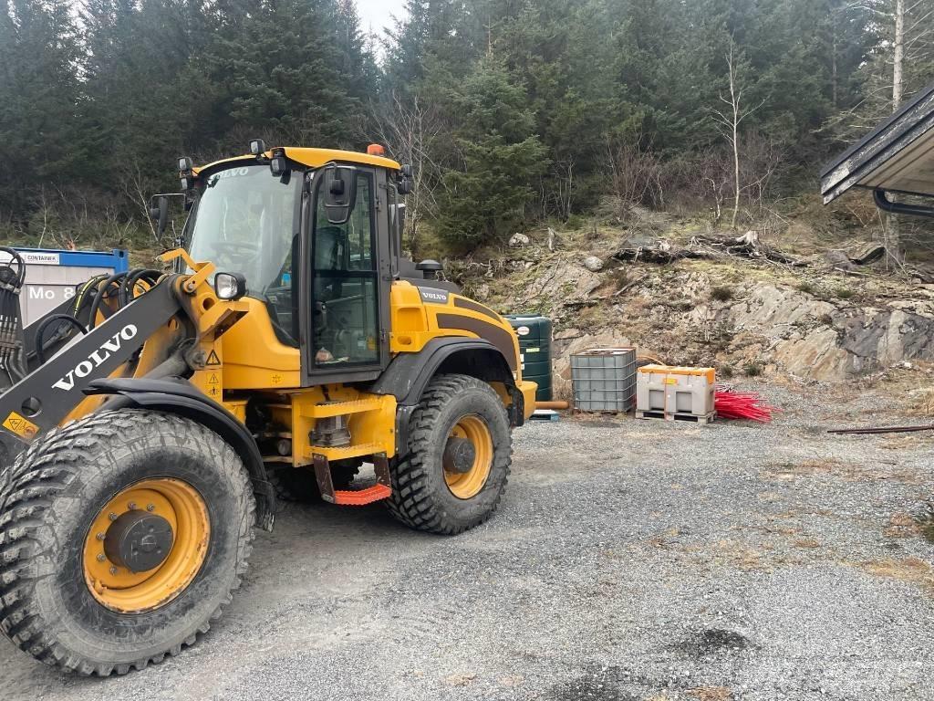 Volvo L 45 H Iekrāvēji uz riteņiem