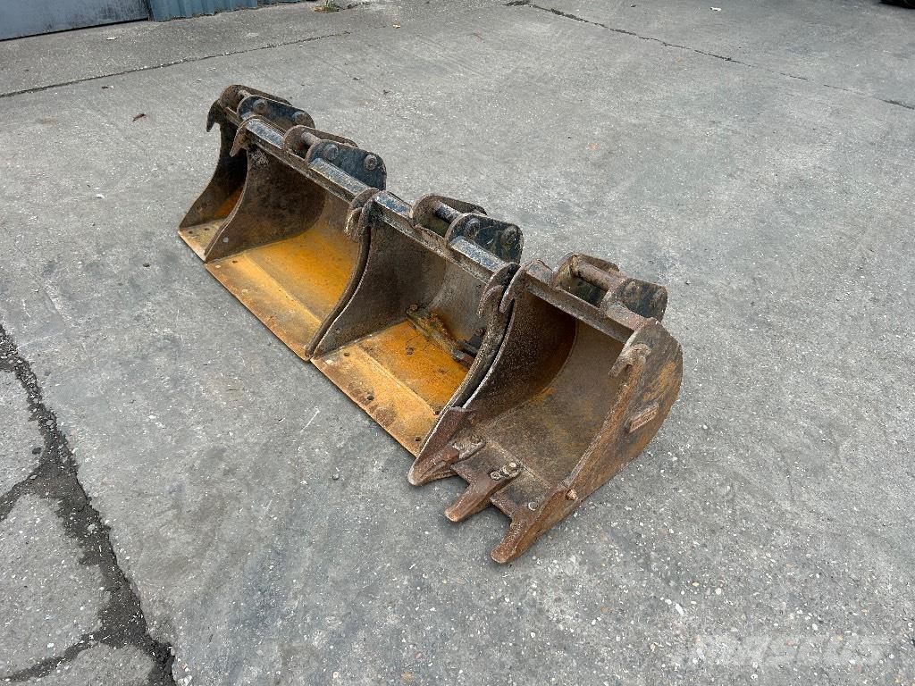 Kubota U27-4 Mini ekskavatori < 7 t