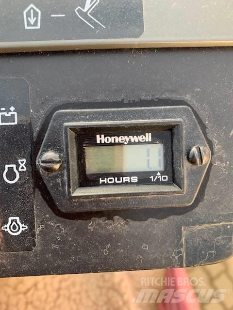Husqvarna LG504 Būvniecība- Citi