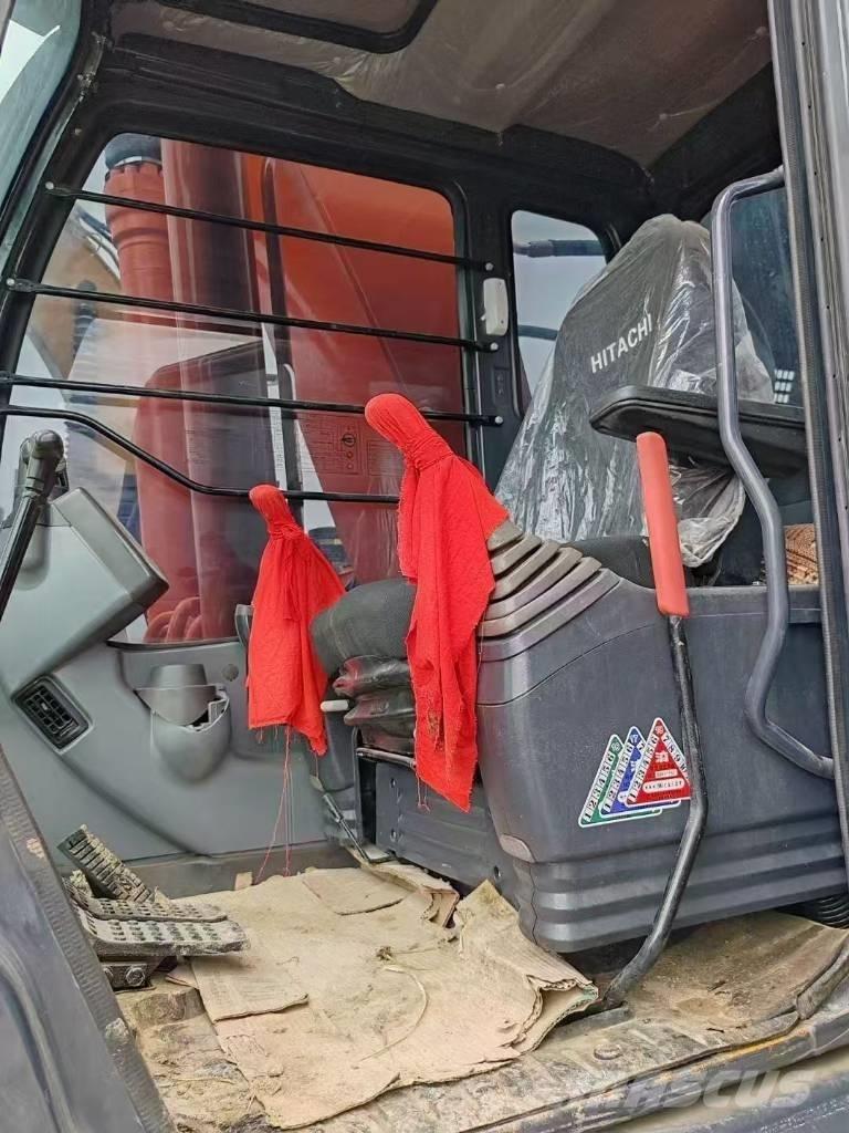 Hitachi 350H-3G Kāpurķēžu ekskavatori