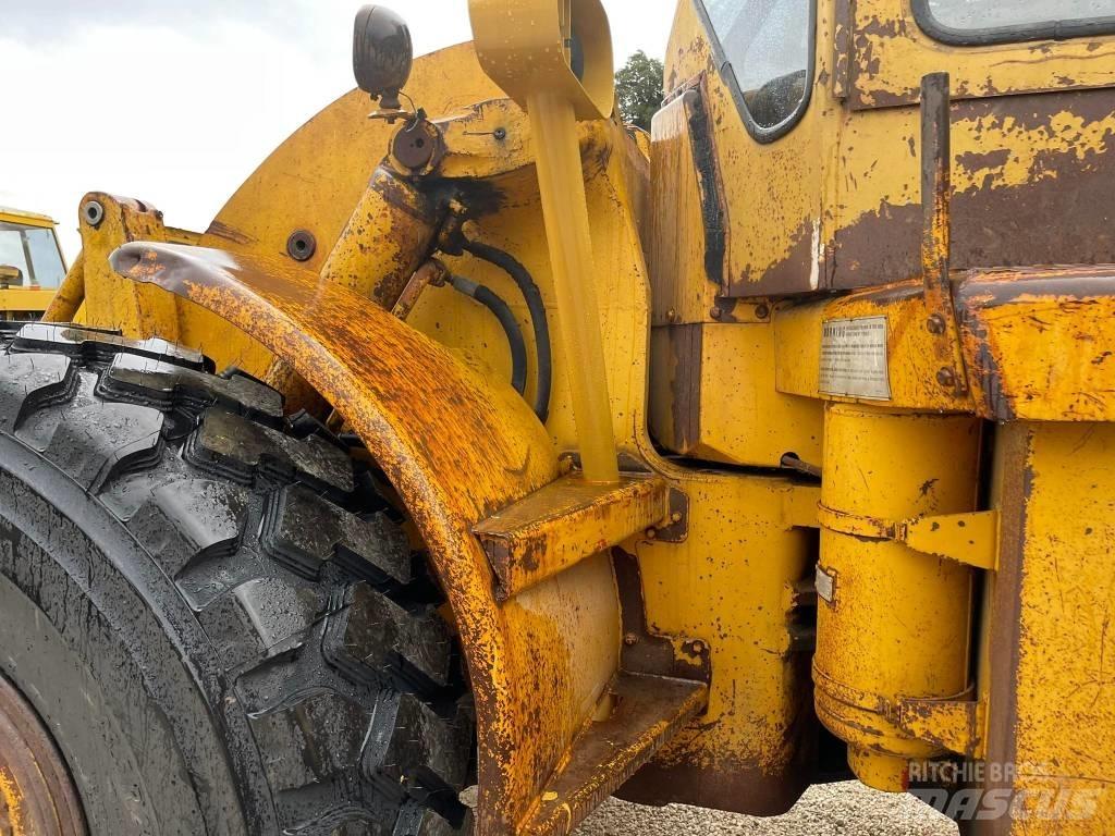 CAT 966C Iekrāvēji uz riteņiem