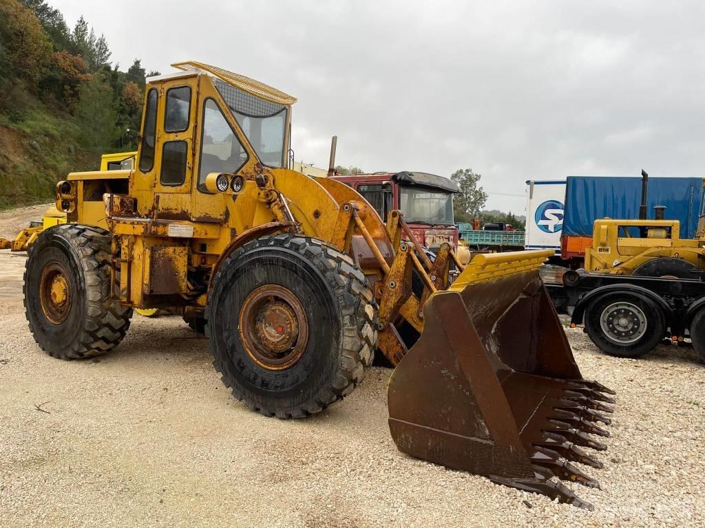CAT 966C Iekrāvēji uz riteņiem