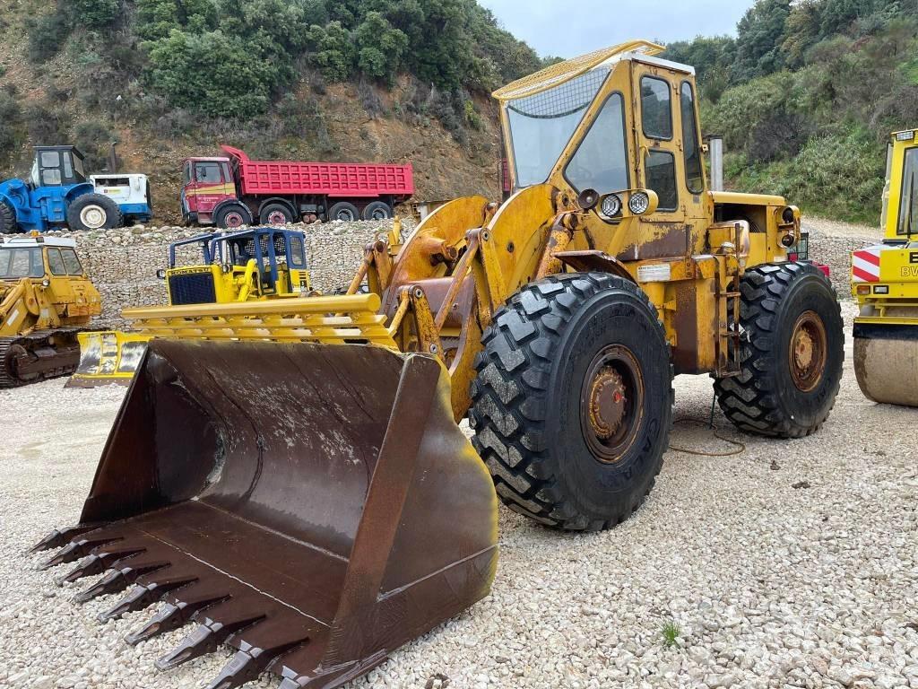 CAT 966C Iekrāvēji uz riteņiem