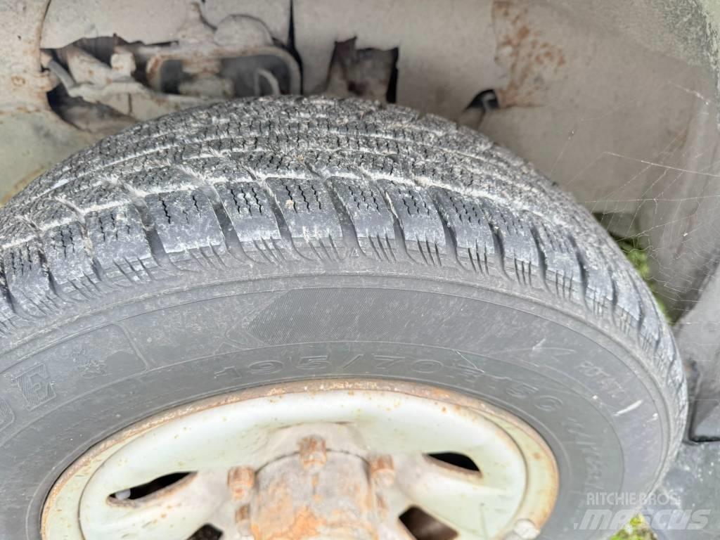 Toyota Hiace 4x4 Preču pārvadāšanas furgoni