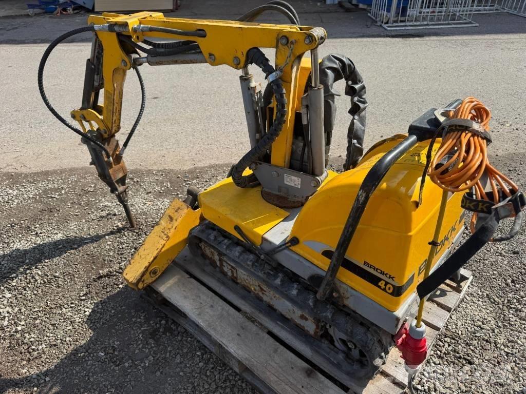 Brokk 40 Demontāžas ekskavators