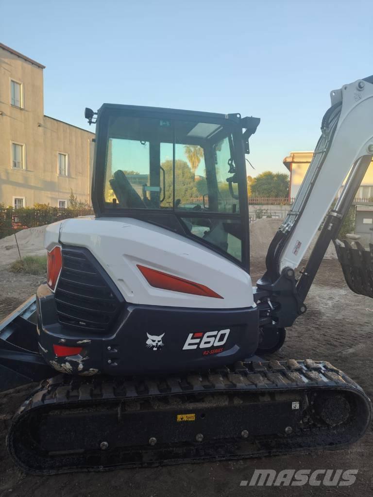 Bobcat E60 Mini ekskavatori < 7 t