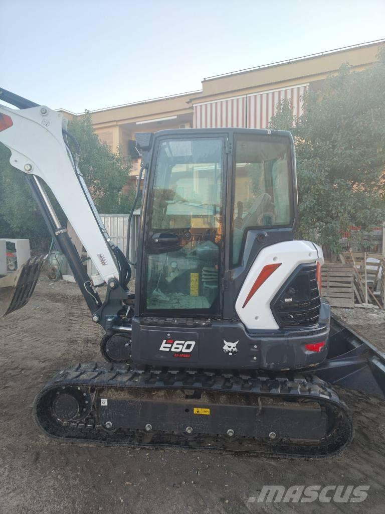 Bobcat E60 Mini ekskavatori < 7 t