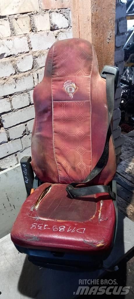 DAF XF 95.    1700022 Kabīnes un interjers