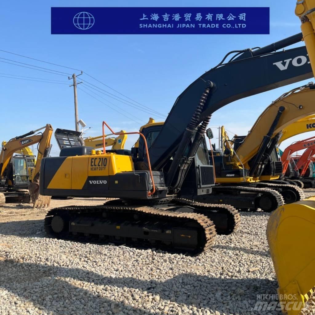 Komatsu PC 210 Kāpurķēžu ekskavatori