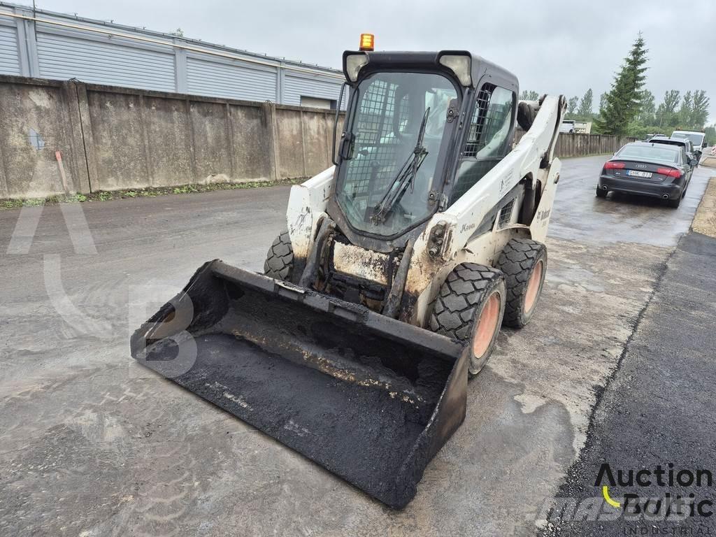 Bobcat S 530 Lietoti riteņu kompaktiekrāvēji