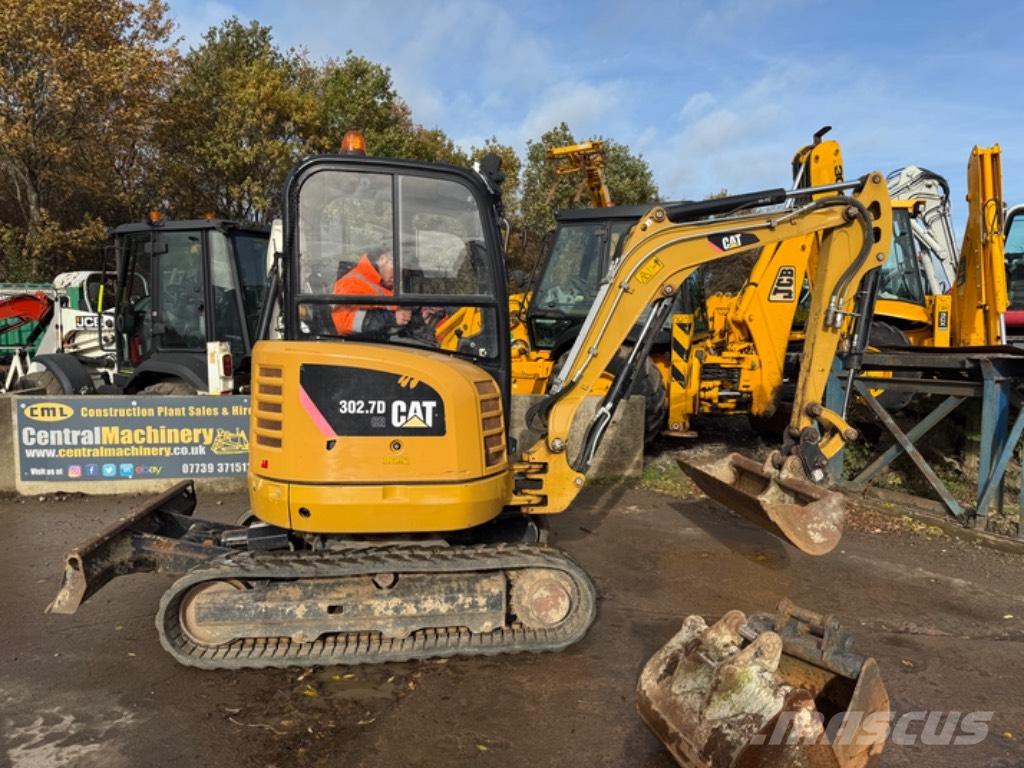 CAT 302.2 D Mini ekskavatori < 7 t