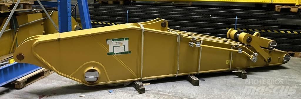 CAT 336 Strēles un kausi