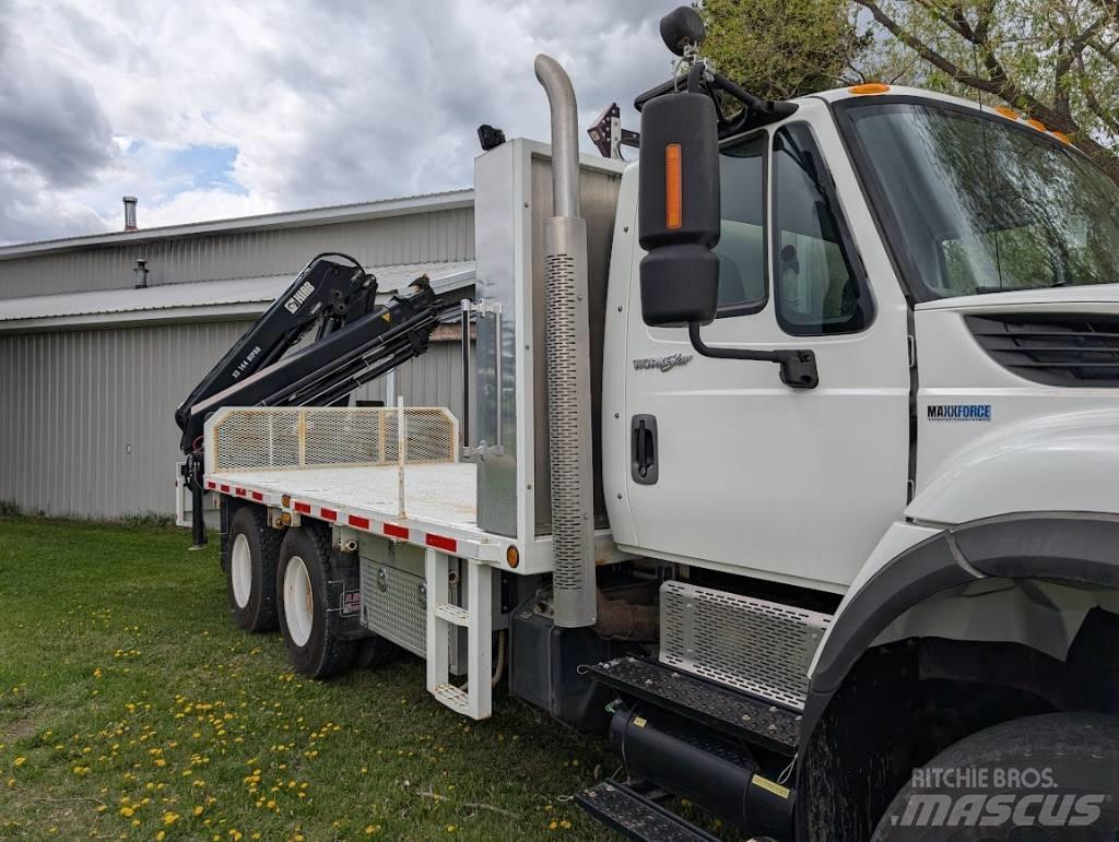 International 7500 Smagās mašīnas ar celtni
