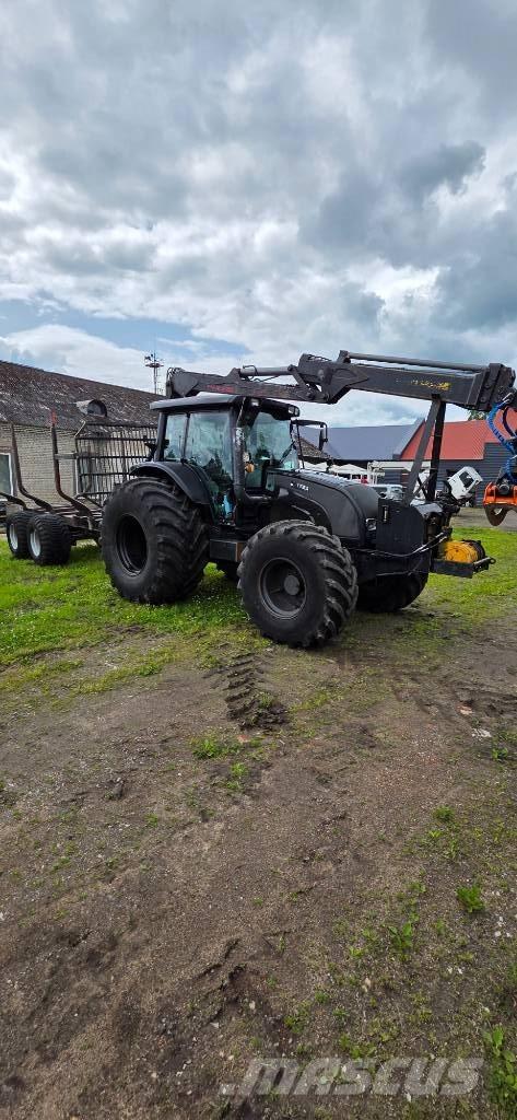 Valtra N 101 HT Šķeldotāji
