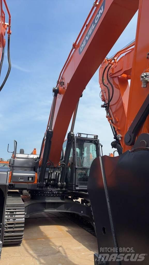Develon DX 360LCA-7B Kāpurķēžu ekskavatori