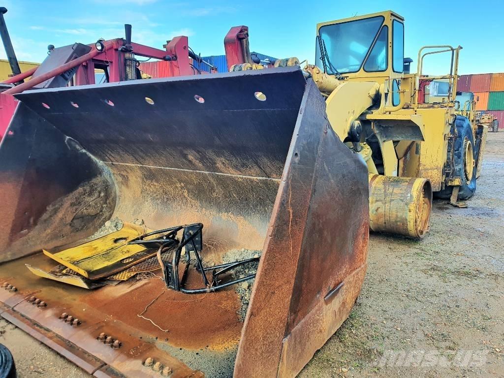 CAT 988 F II Iekrāvēji uz riteņiem