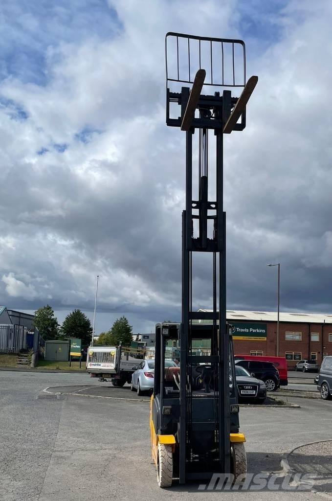 Jungheinrich TFG 320 LPG tehnika