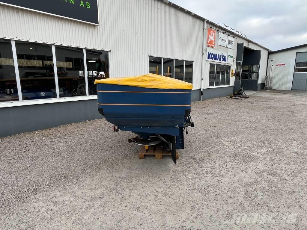 Bogballe M2W Minerālmēslu izkliedētāji