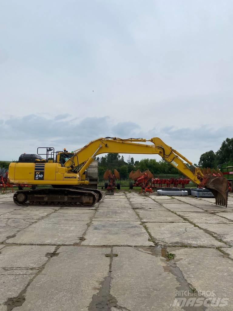 Komatsu PC 210 LC Kāpurķēžu ekskavatori