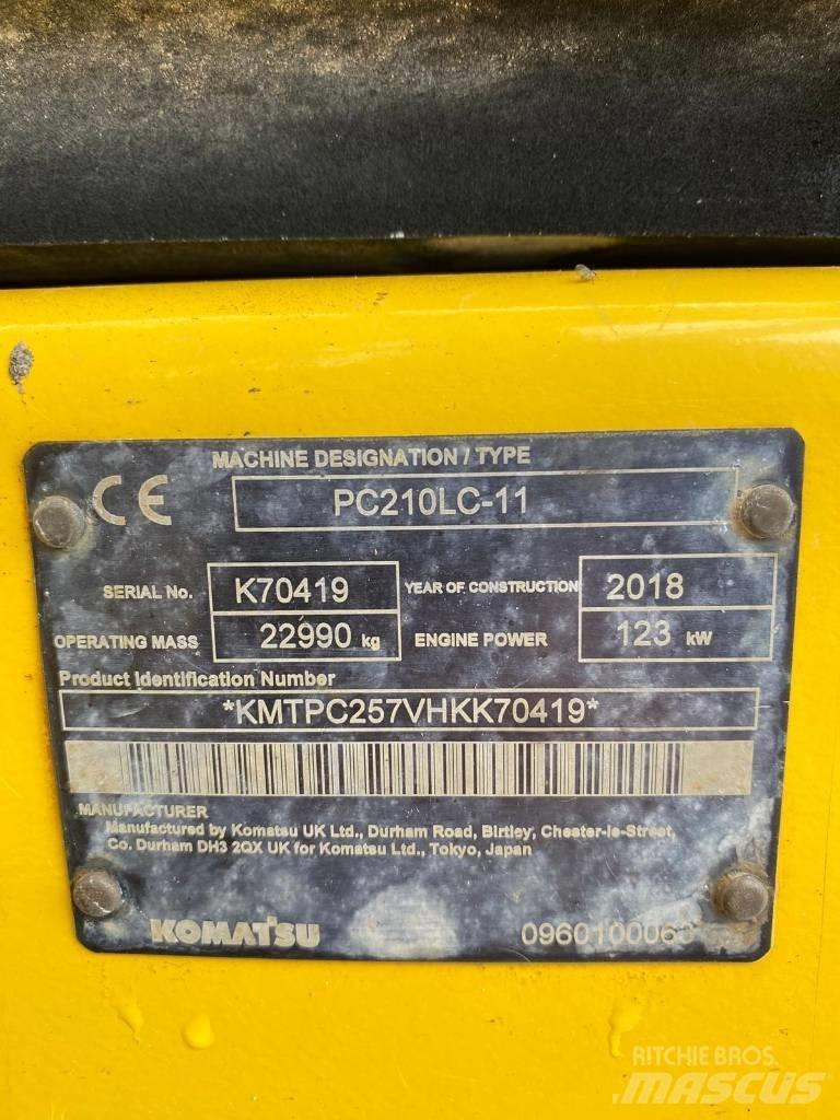 Komatsu PC 210 LC Kāpurķēžu ekskavatori