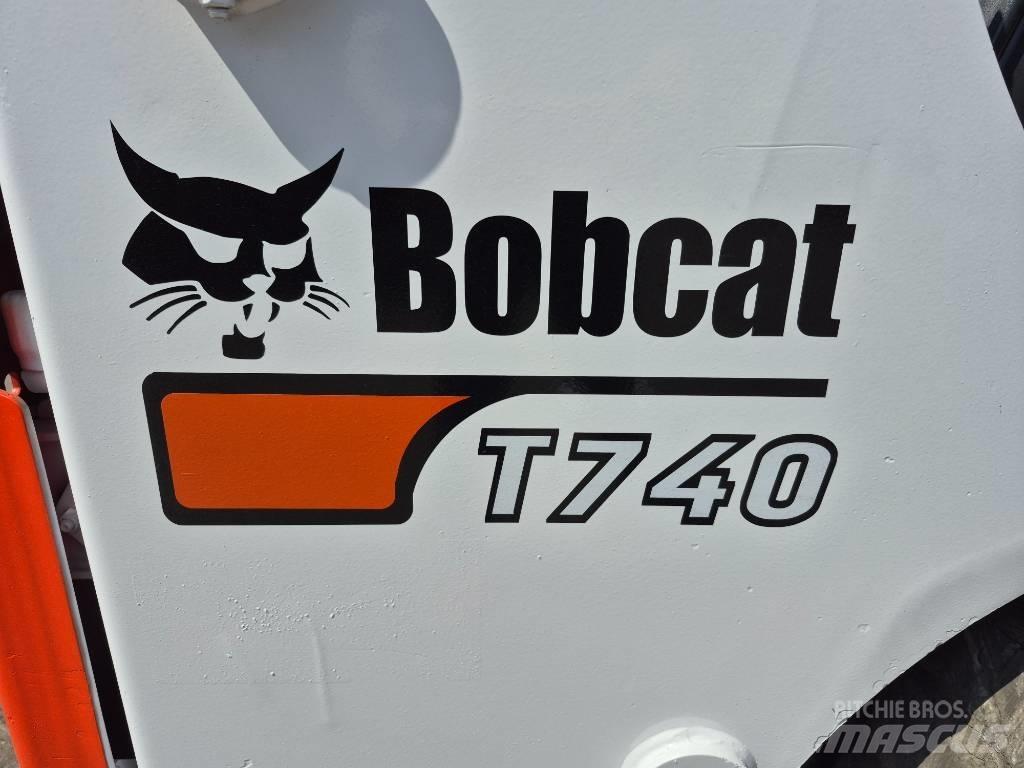 Bobcat T 740 Lietoti riteņu kompaktiekrāvēji