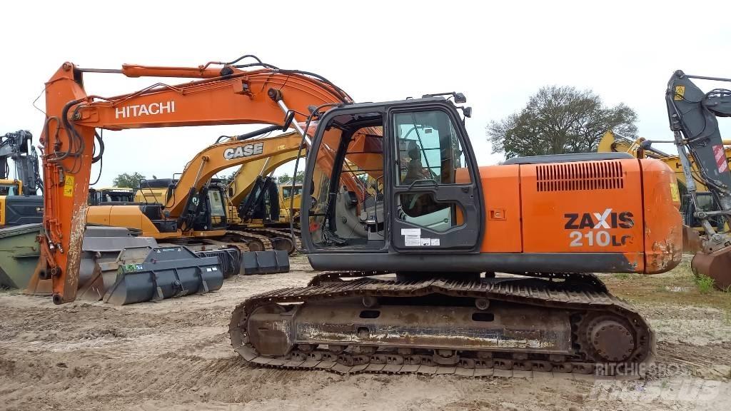 Hitachi ZX 210 LC-3 Kāpurķēžu ekskavatori