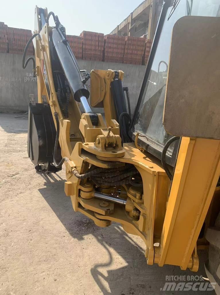 CAT 420 F Ekskavatori-iekrāvēji