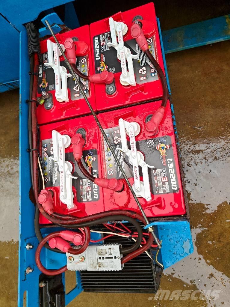 Genie 2646 Šķerveida pacēlāji