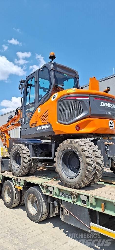 Doosan DX 100 W-7 Ekskavatori uz riteņiem