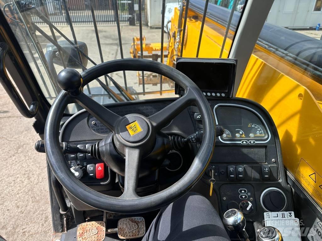 JCB 540-140 Teleskopiskie manipulatori