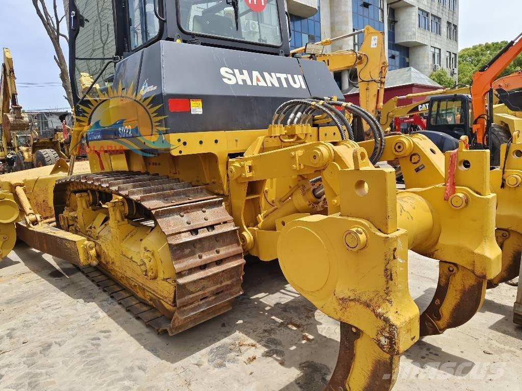 Shantui SD 22 Kāpurķēžu buldozeri