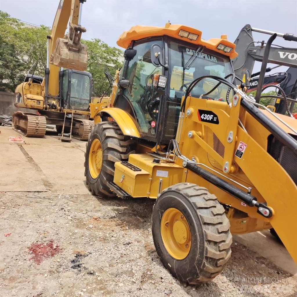 CAT 430 F 100% New Ekskavatori-iekrāvēji
