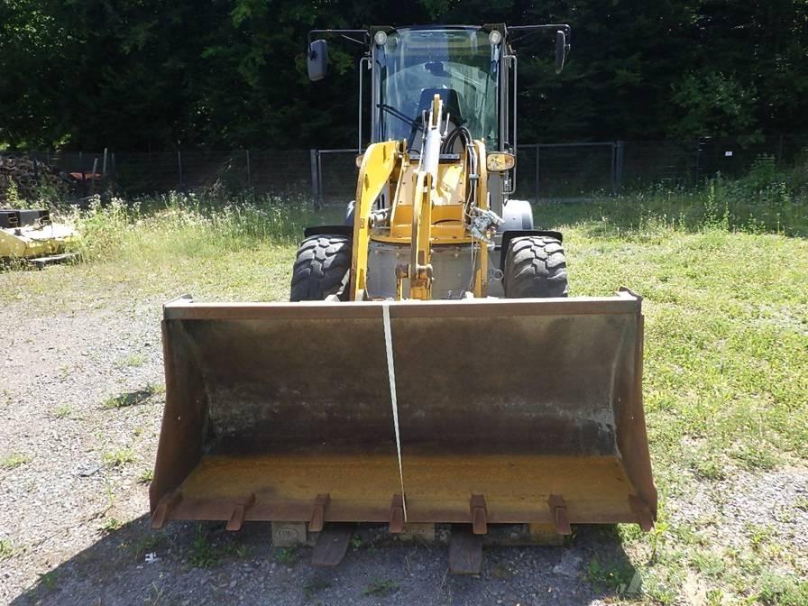 Paus SL 9075 Iekrāvēji uz riteņiem