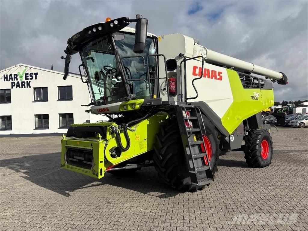 CLAAS TRION 750 Ražas novākšanas kombaini