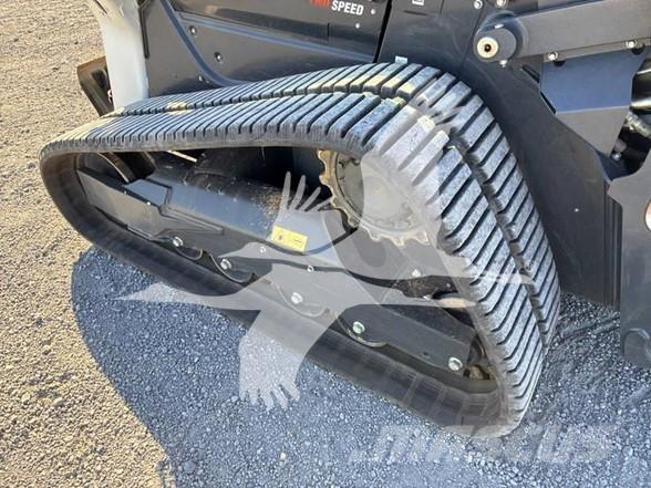 Bobcat T76 Lietoti riteņu kompaktiekrāvēji