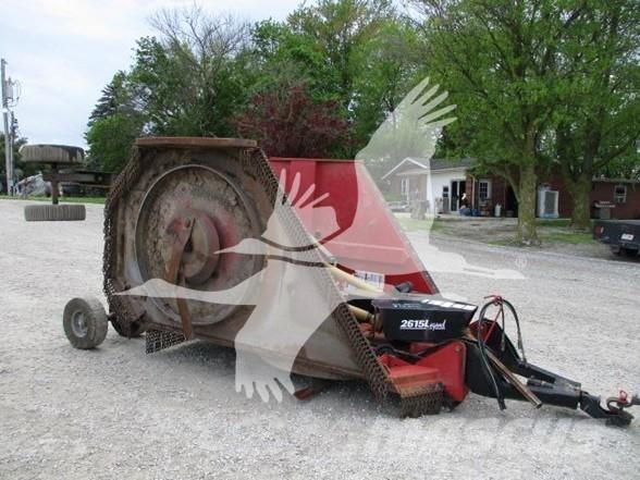 Bush Hog 2615L Pļaujmašīnas ar kondicionieri