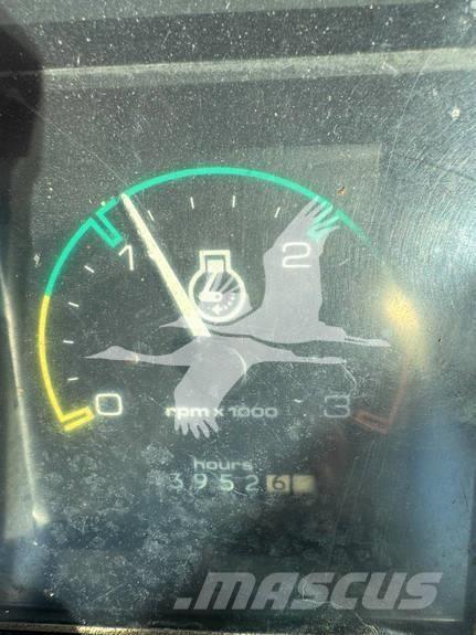 CASE 580K Ekskavatori-iekrāvēji