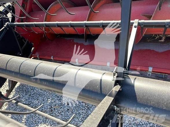 Case IH 1020 Ražas novākšanas galvas