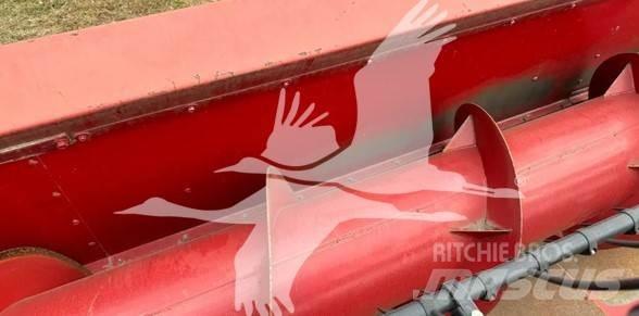 Case IH 1020 Ražas novākšanas galvas