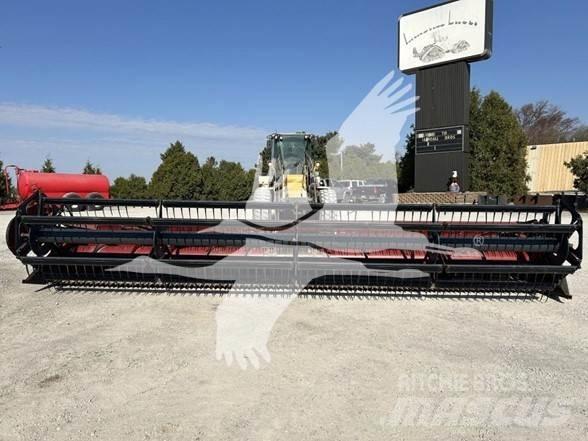 Case IH 1020 Ražas novākšanas galvas