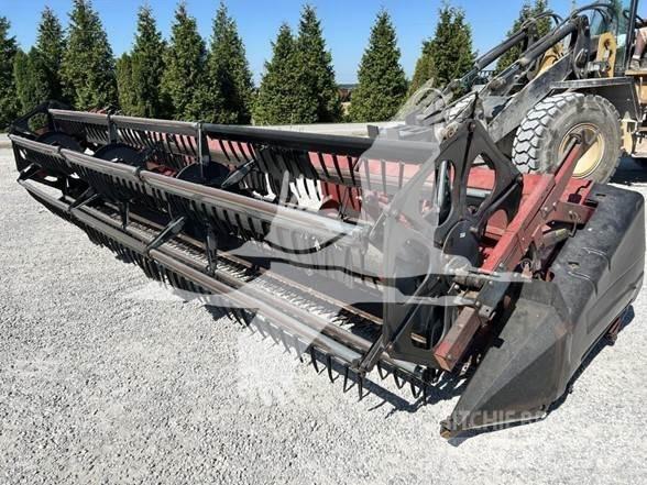 Case IH 1020 Ražas novākšanas galvas