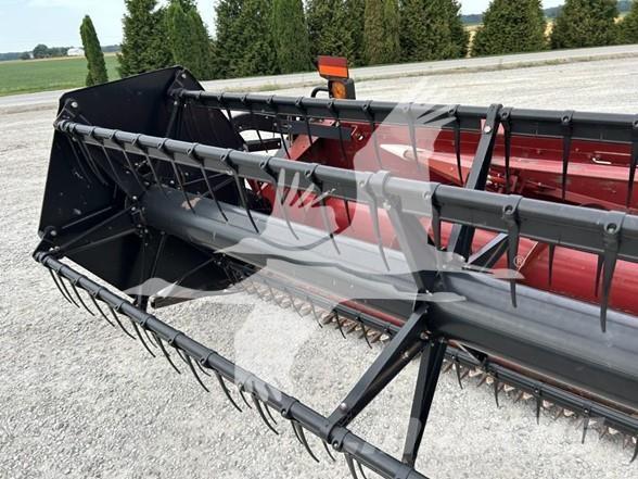 Case IH 1020 Ražas novākšanas galvas