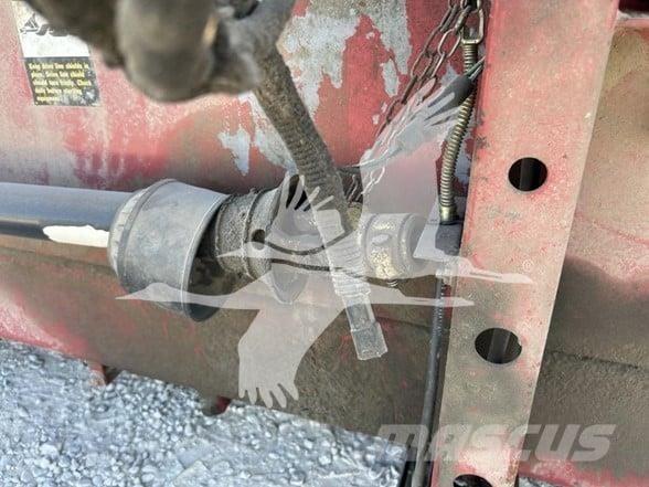 Case IH 1020 Ražas novākšanas galvas