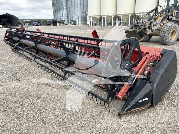 Case IH 1020 Ražas novākšanas galvas