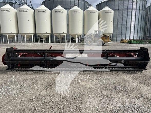 Case IH 1020 Ražas novākšanas galvas